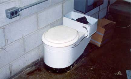 Electrical Potty at the Kings Mountain Microwave Tower